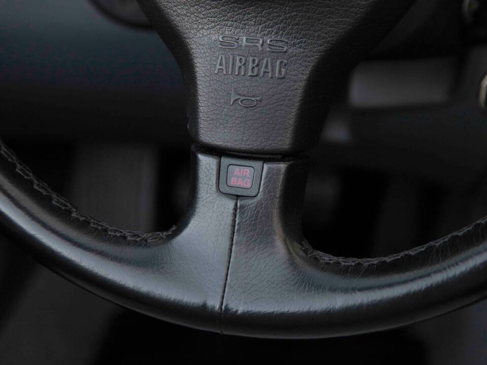 Bild 82/92 von BMW 325i (1994)