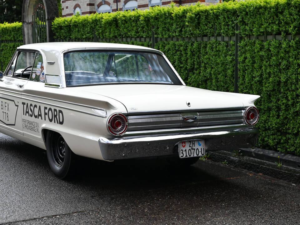 Image 18/70 of Ford Fairlane 500 (1963)