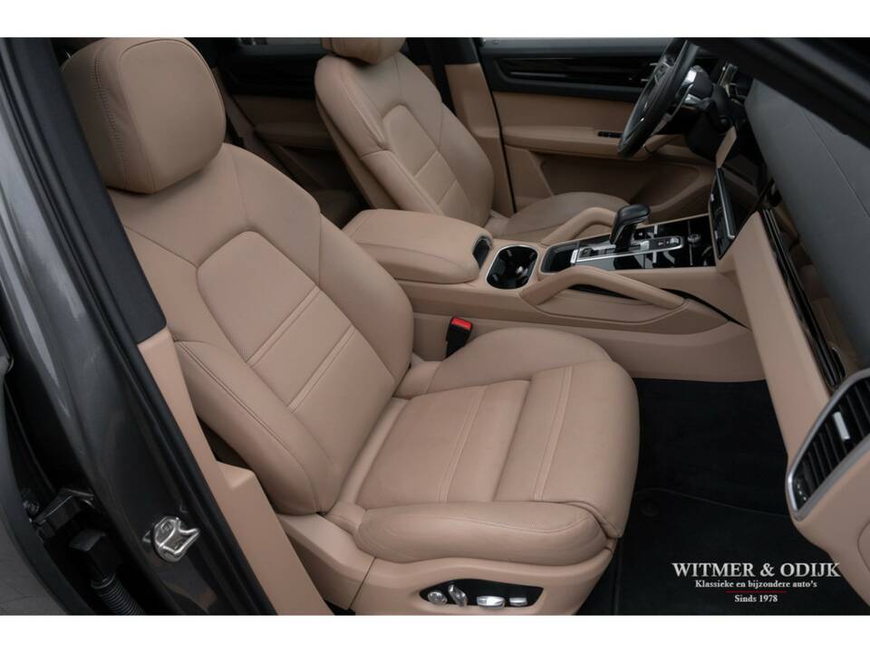 Afbeelding 7/35 van Porsche Cayenne Coupé (2019)