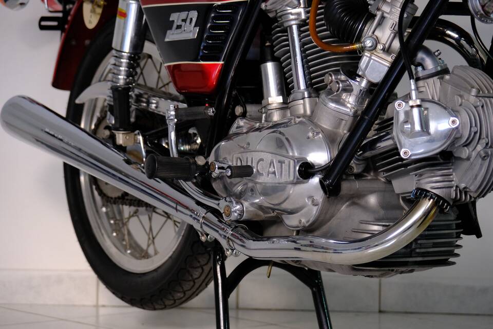 Immagine 22/96 di Ducati 750 GT (1974)