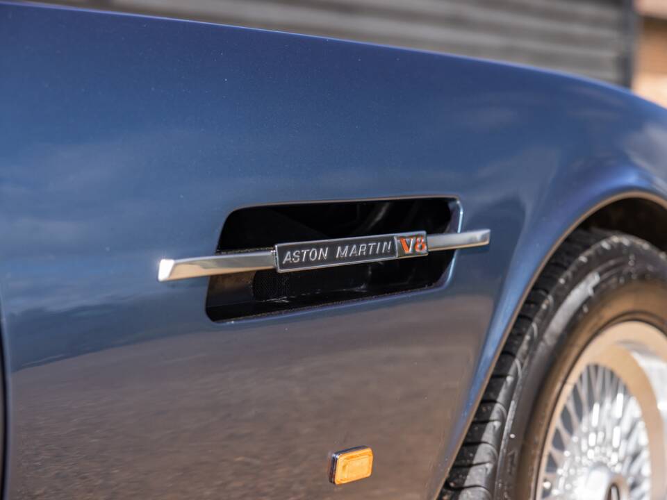 Bild 19/70 von Aston Martin V8 EFi (1988)