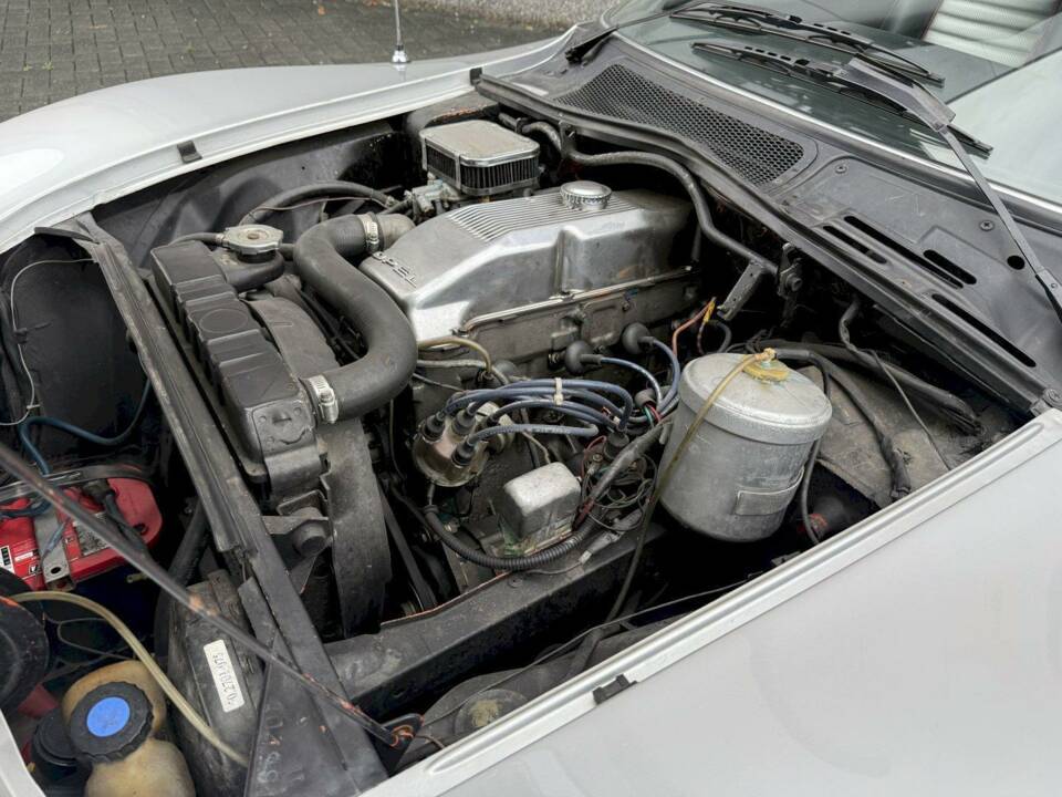 Bild 28/36 von Opel GT 1900 (1972)