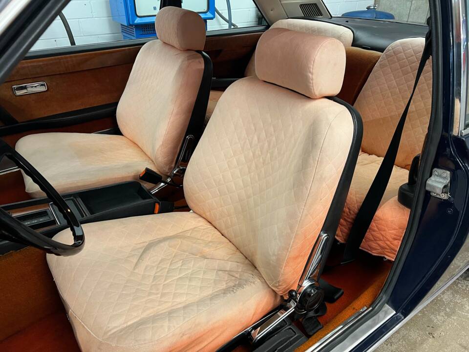 Immagine 8/16 di FIAT 130 Coupé (1975)
