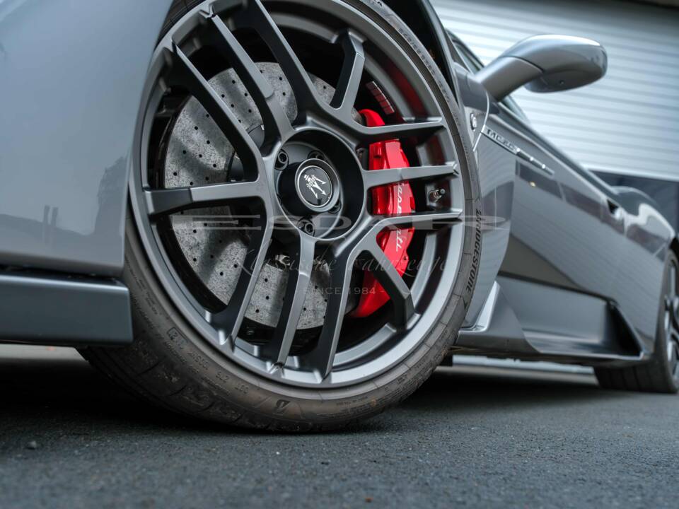 Bild 22/31 von Maserati MC20 (2021)