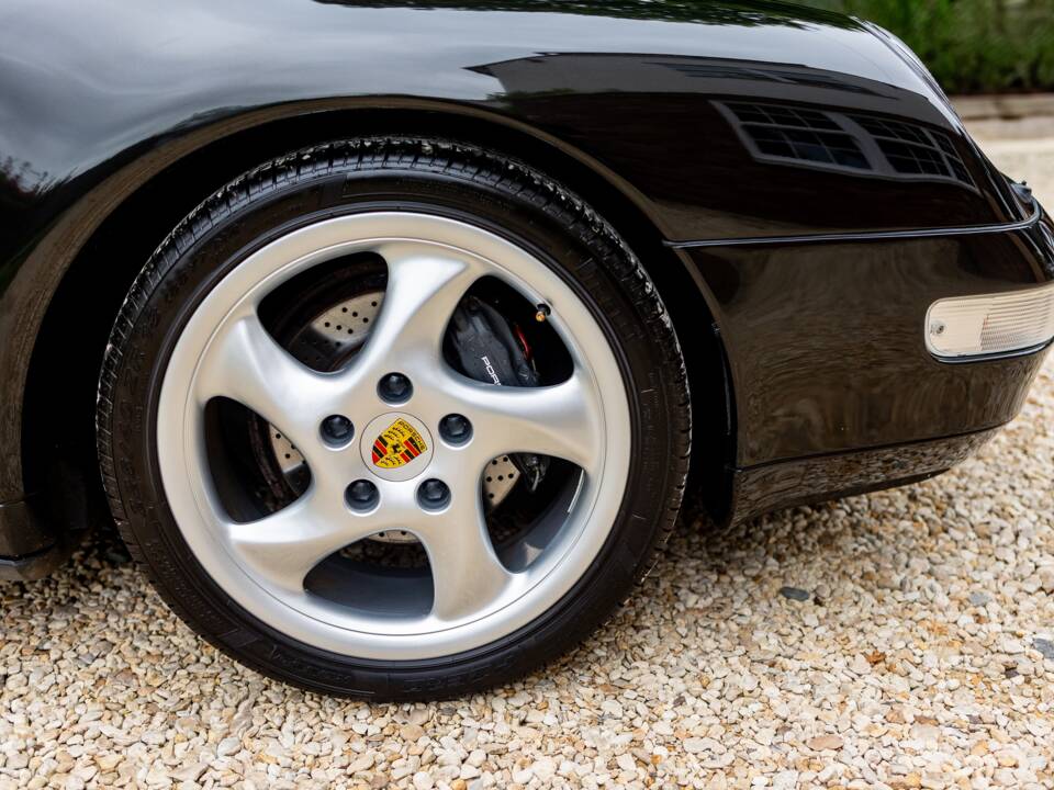 Bild 17/18 von Porsche 911 Carrera (1995)