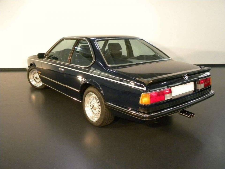 Image 6/20 de BMW M 635 CSi (1982)