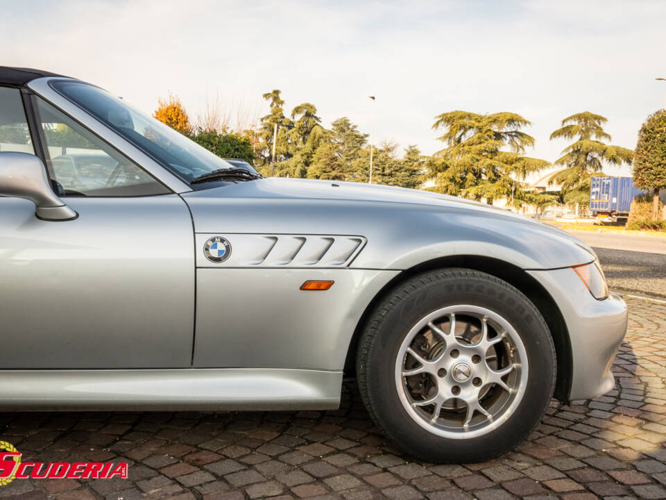 Image 17/31 of BMW Z3 1.9 (1999)