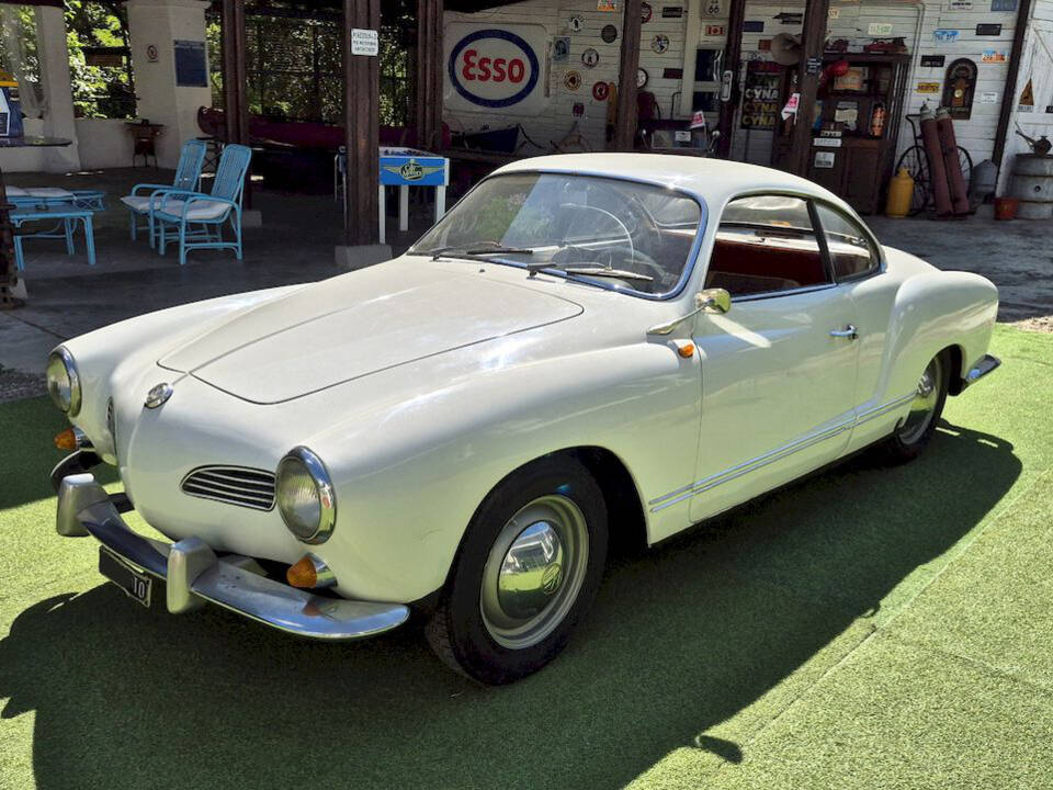 Image 19/71 of Volkswagen Karmann Ghia 1200 (1962)