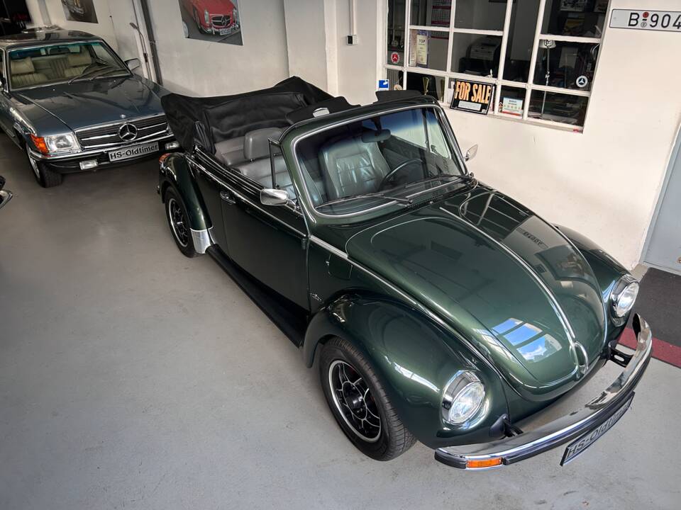 Immagine 11/41 di Volkswagen Maggiolone 1303 LS (1976)