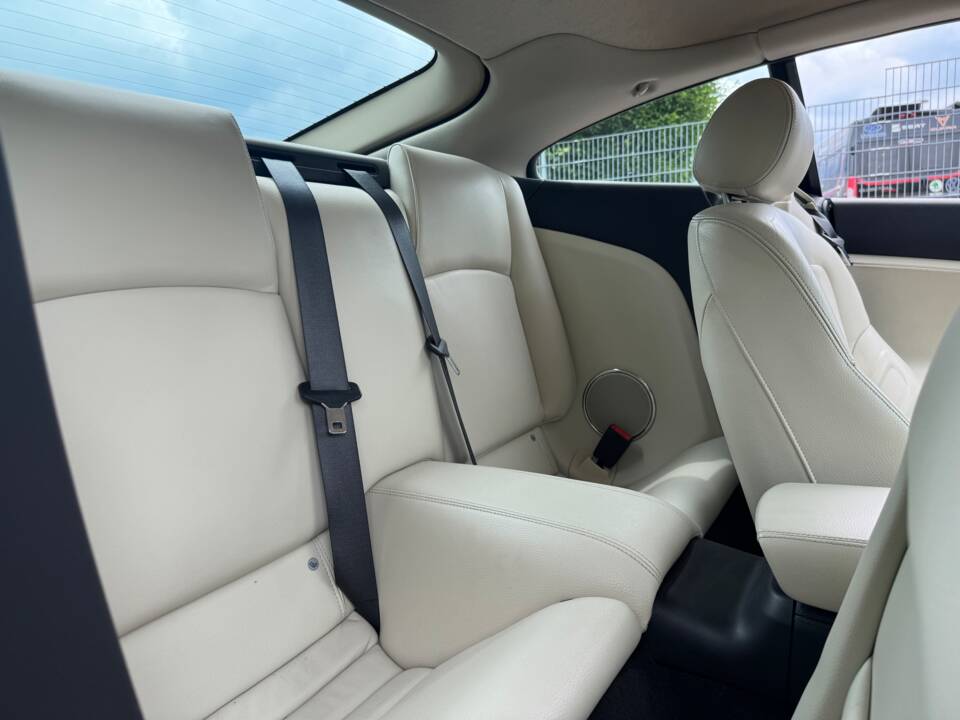 Image 40/49 of Jaguar XKR (2007)