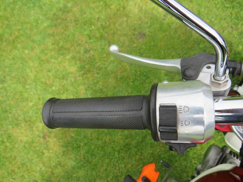 Immagine 10/36 di Honda Z 50 Monkey (2000)