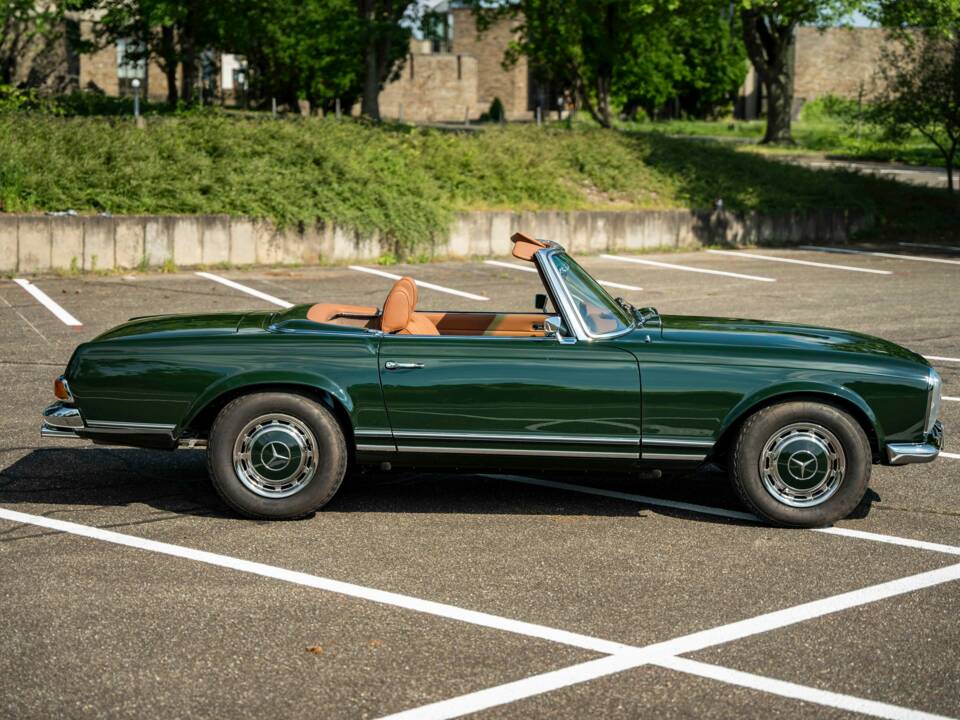 Bild 8/46 von Mercedes-Benz 280 SL (1968)