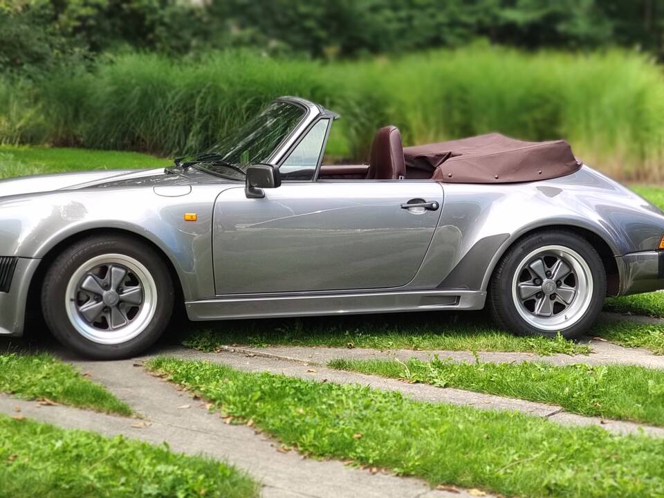 Image 2/104 of Porsche 911 Carrera 3.2 (1986)