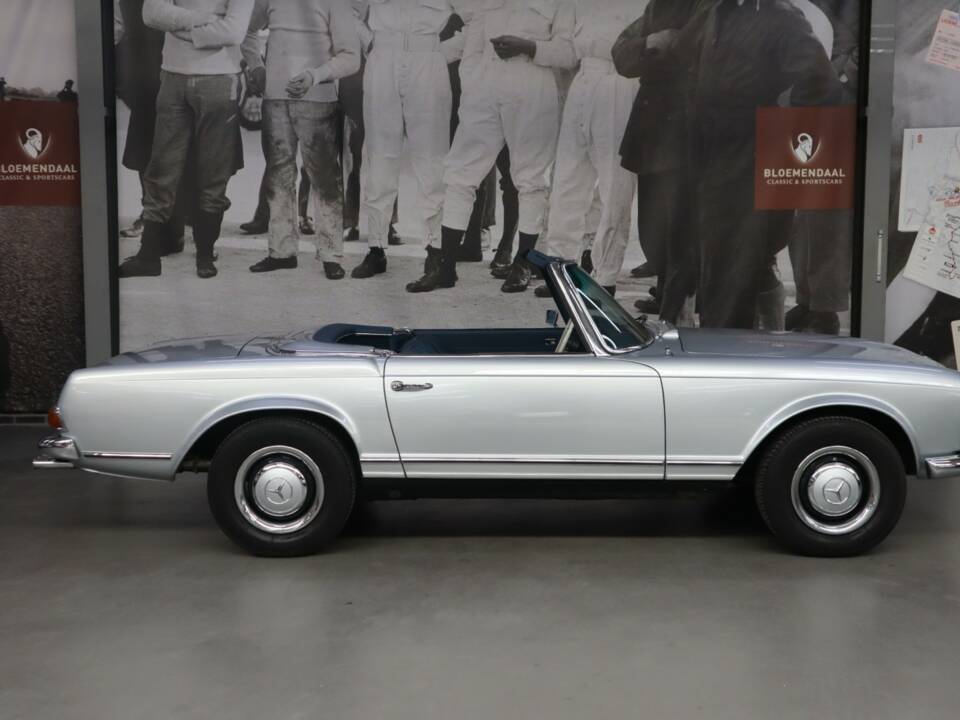 Bild 4/45 von Mercedes-Benz 280 SL (1968)