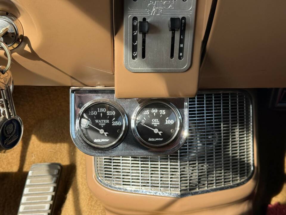 Bild 35/36 von Cadillac 62 Sedan DeVille (1957)