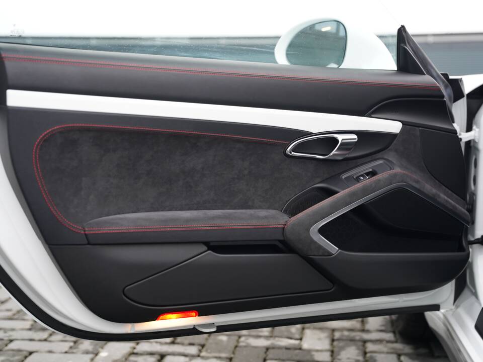 Bild 15/50 von Porsche 911 GT3 (2015)