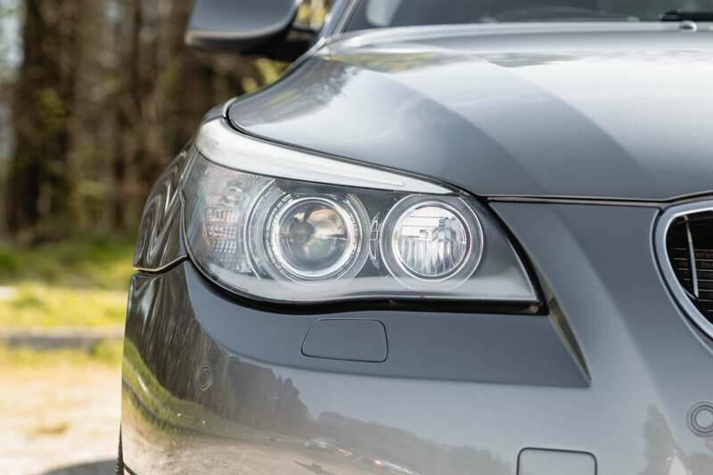 Bild 29/50 von BMW 550i (2006)