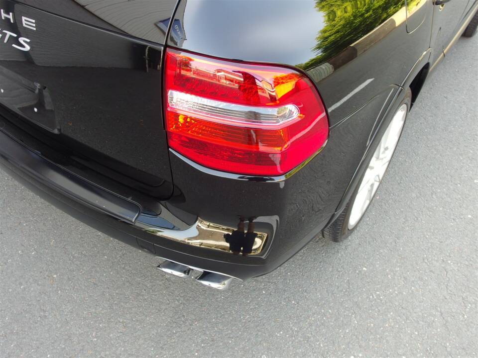 Image 31/98 of Porsche Cayenne GTS (2008)