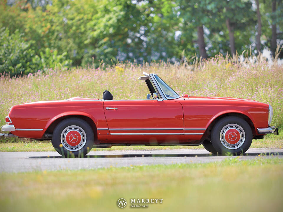 Image 5/70 of Mercedes-Benz 280 SL (1969)