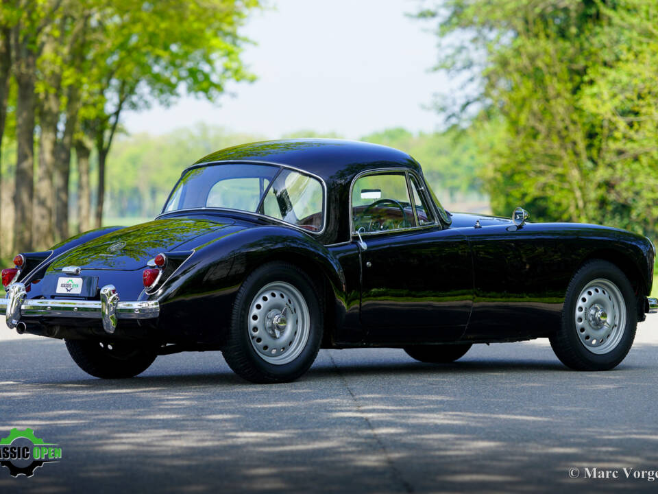 Image 40/50 de MG MGA Twin Cam (1958)