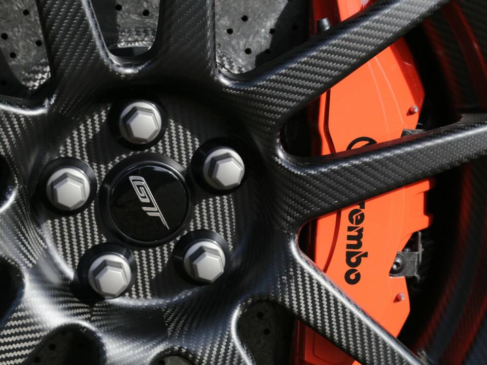 Image 39/50 of Ford GT Carbon Series (2021)