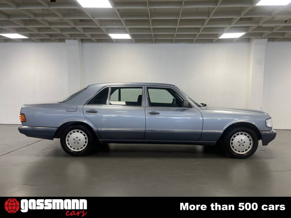 Image 5/15 of Mercedes-Benz 420 SEL (1990)