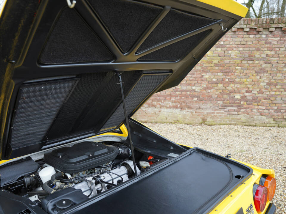 Immagine 36/50 di Ferrari 308 GTB (1976)