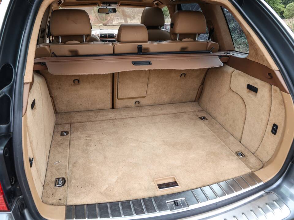 Bild 35/40 von Porsche Cayenne Turbo S (2006)