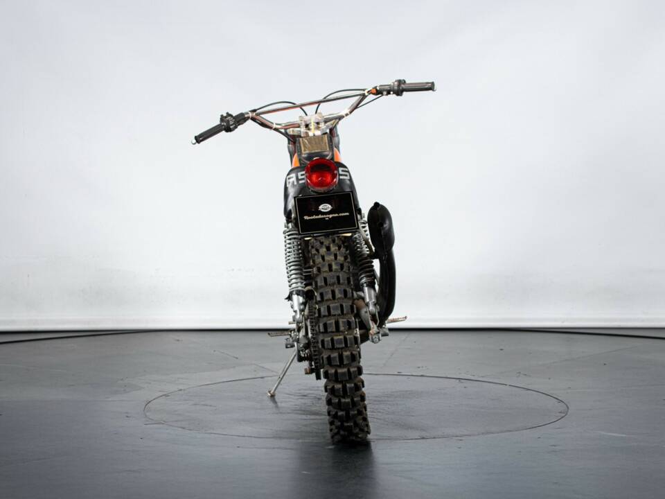 Image 7/50 of Aspes DUMMY (1983)