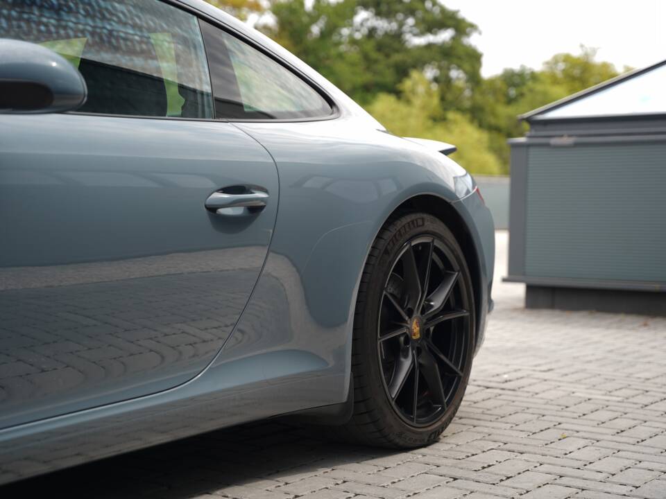 Image 50/50 of Porsche 911 Carrera (2016)