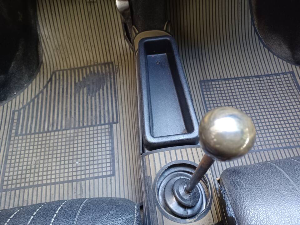 Image 43/56 of FIAT 500 L (1971)