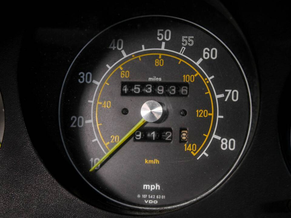 Bild 23/43 von Mercedes-Benz 380 SL (1982)