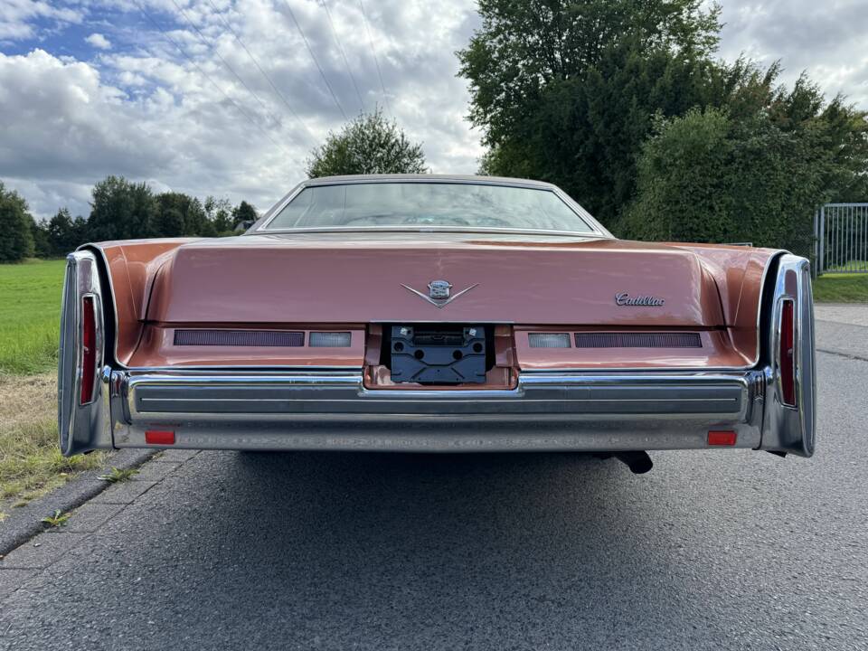 Bild 9/20 von Cadillac Coupe DeVille (1974)