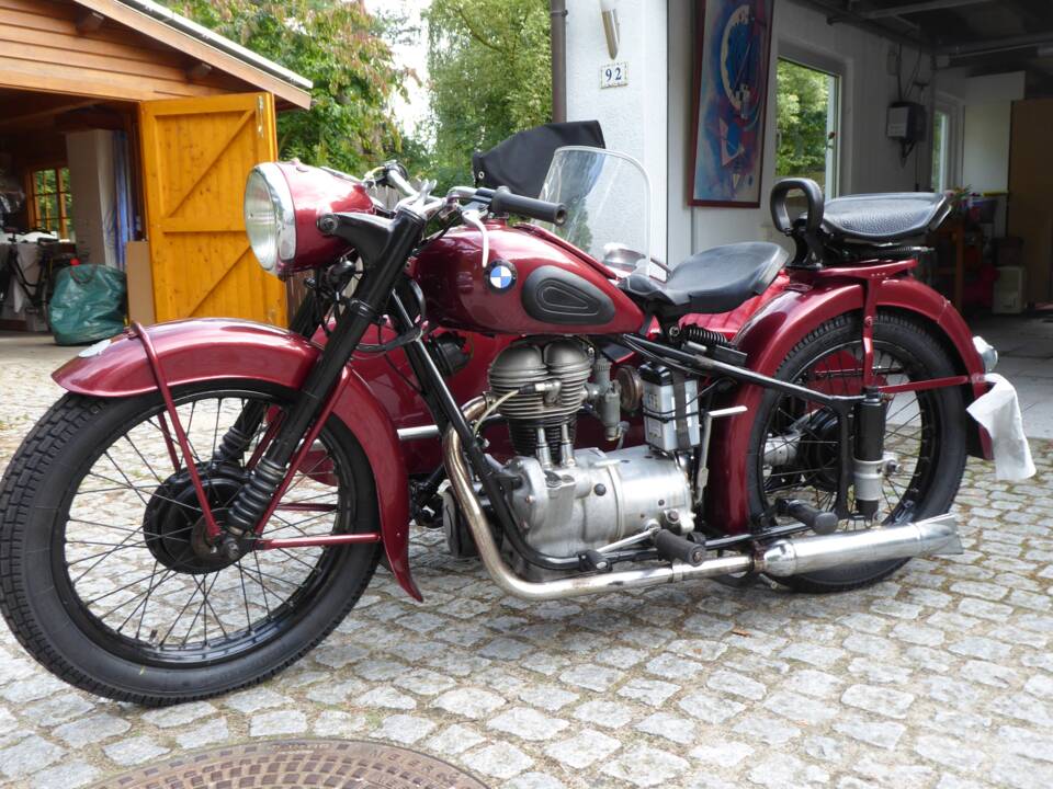 Image 4/10 de BMW DUMMY (1951)