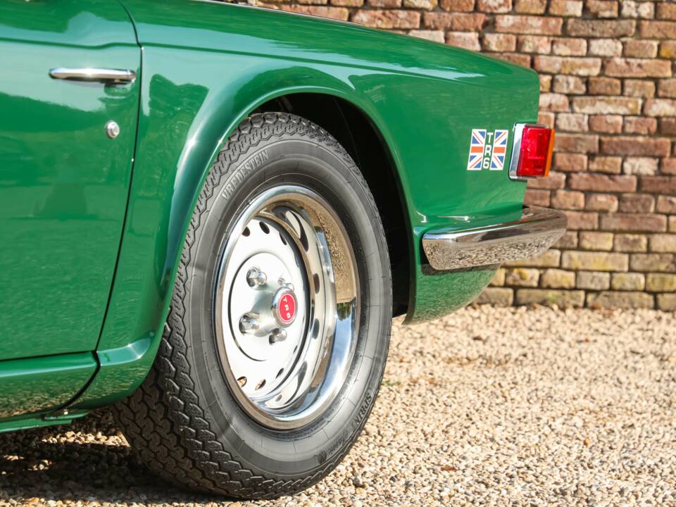 Immagine 20/50 di Triumph TR 6 (1976)