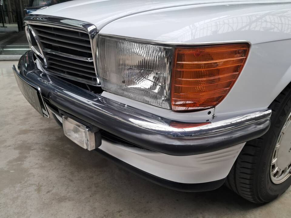 Bild 4/24 von Mercedes-Benz 420 SL (1986)