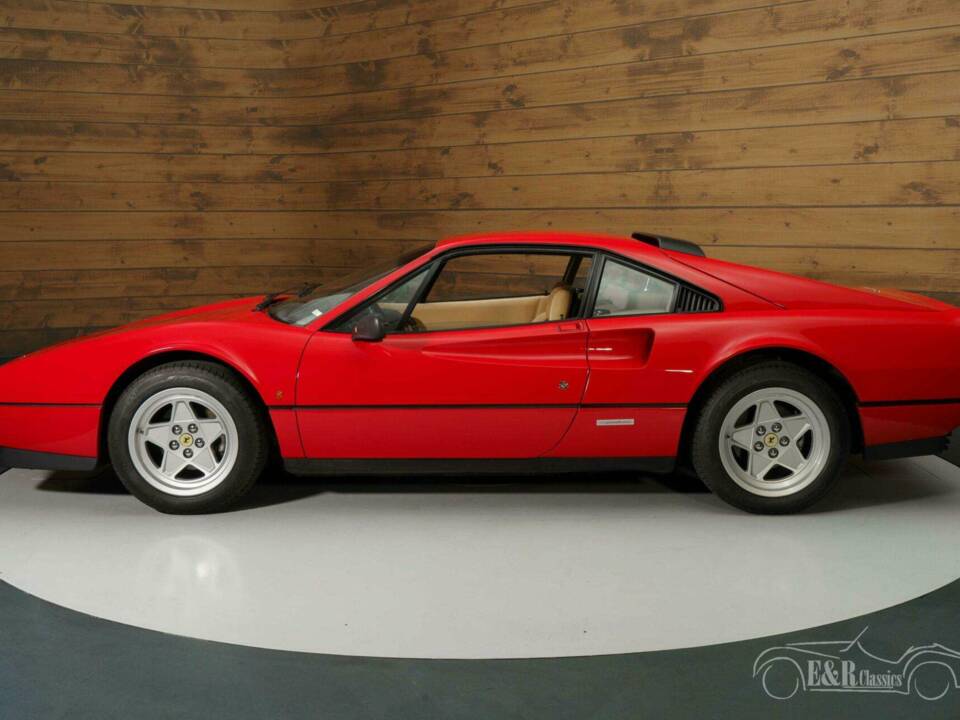 Imagen 6/19 de Ferrari 328 GTB (1988)