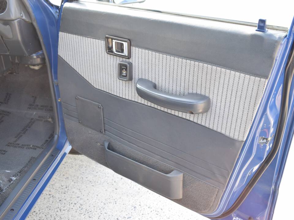 Afbeelding 17/24 van Toyota Land Cruiser FJ 62 (1989)