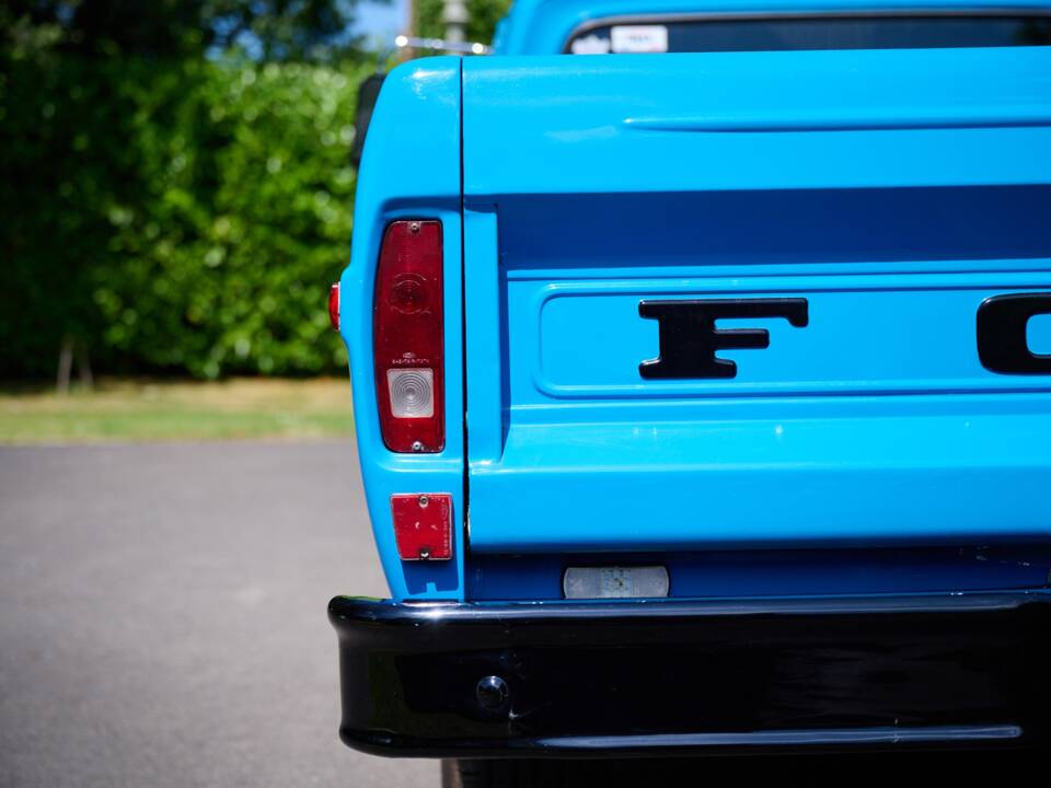 Bild 43/50 von Ford F-100 (1972)