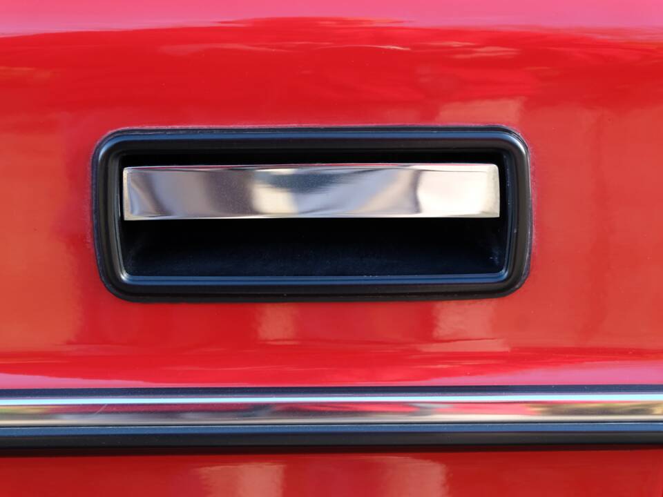 Image 51/75 de Volvo 240 (1986)