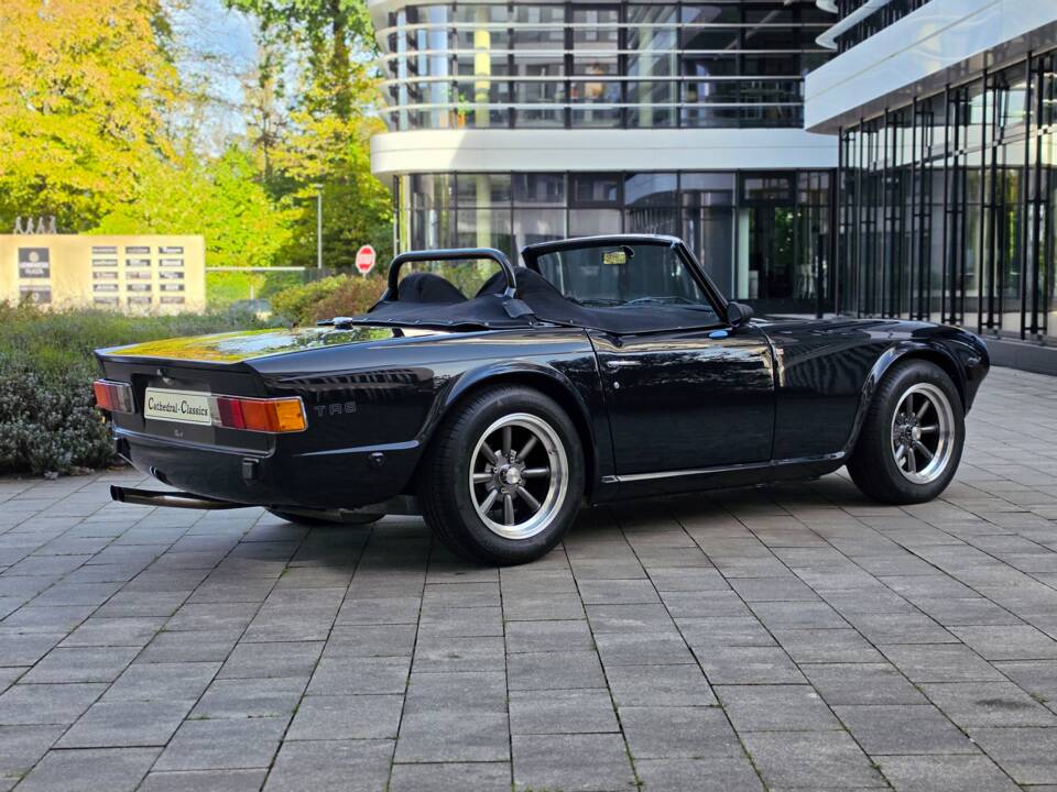 Image 9/49 of Triumph TR 6 PI (1973)