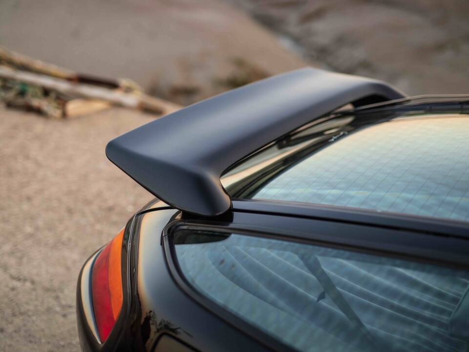 Image 29/63 of Porsche 928 GTS (1994)
