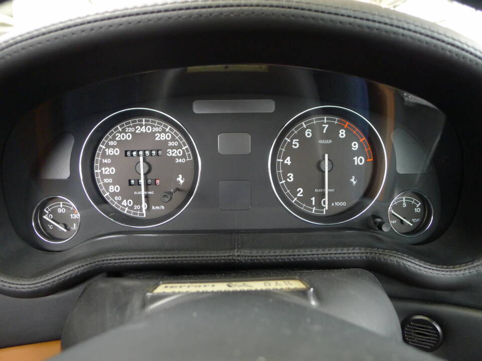 Image 39/41 of Ferrari 550 Maranello (2000)