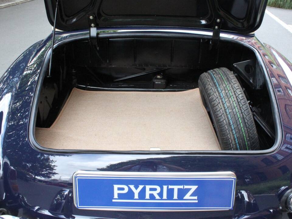 Afbeelding 13/22 van Mercedes-Benz 190 SL (1958)