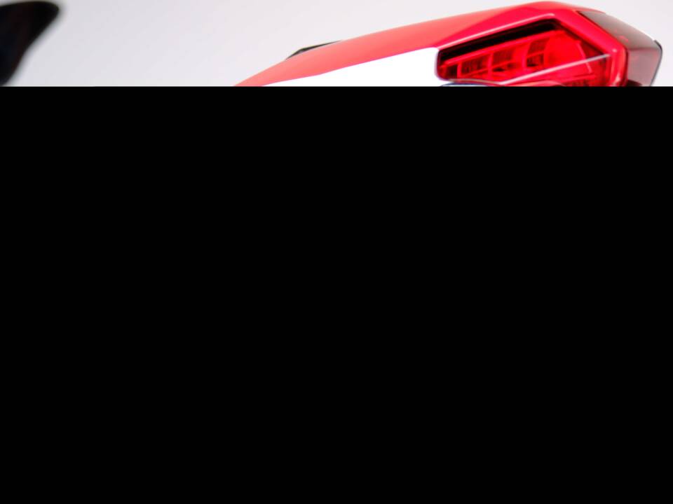 Image 70/98 of Ducati 1098 R (2010)