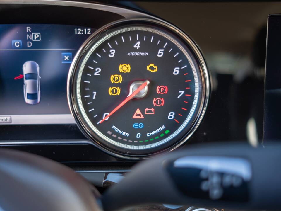 Image 75/85 of Mercedes-Benz CLS 450 4MATIC (2018)