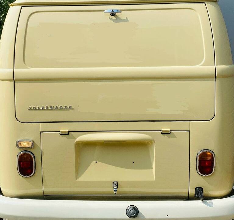 Image 4/8 of Volkswagen T1 panel van (1966)