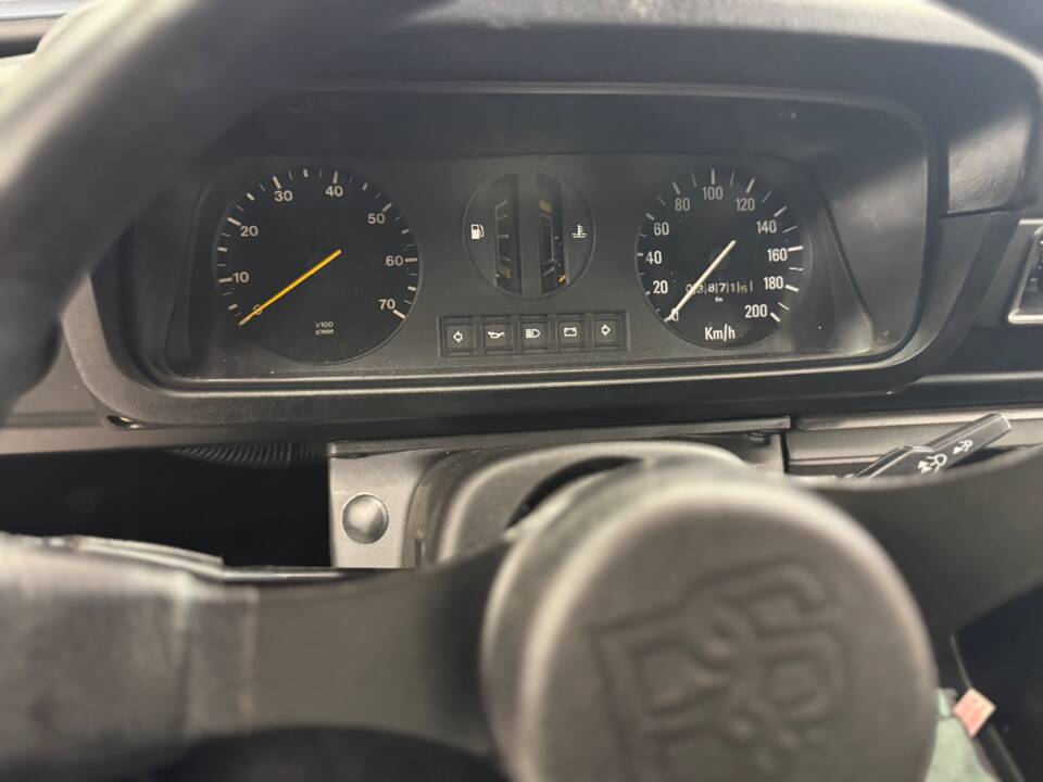 Afbeelding 17/25 van Ford Escort RS 2000 (1977)