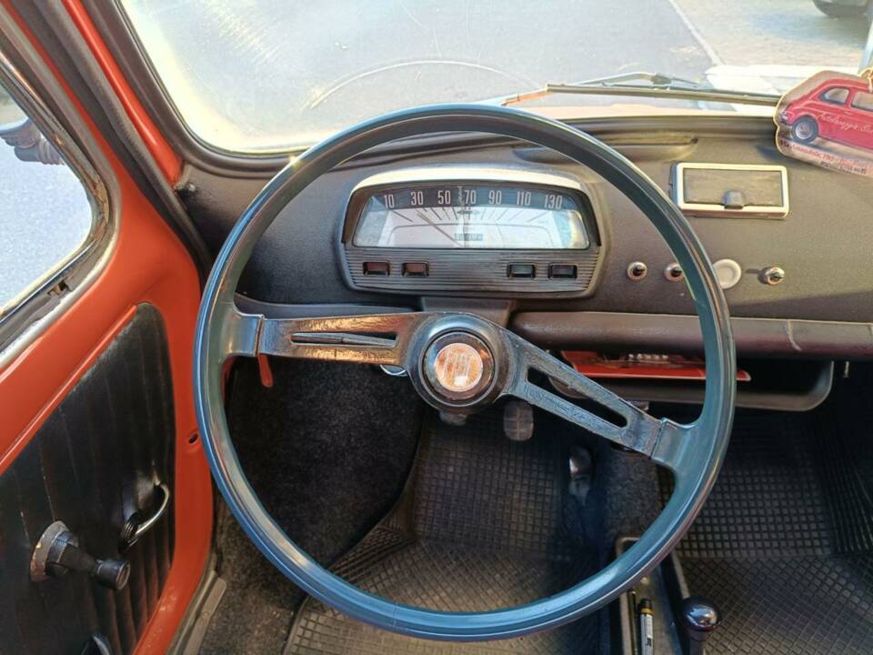Image 11/50 of FIAT 500 L (1971)