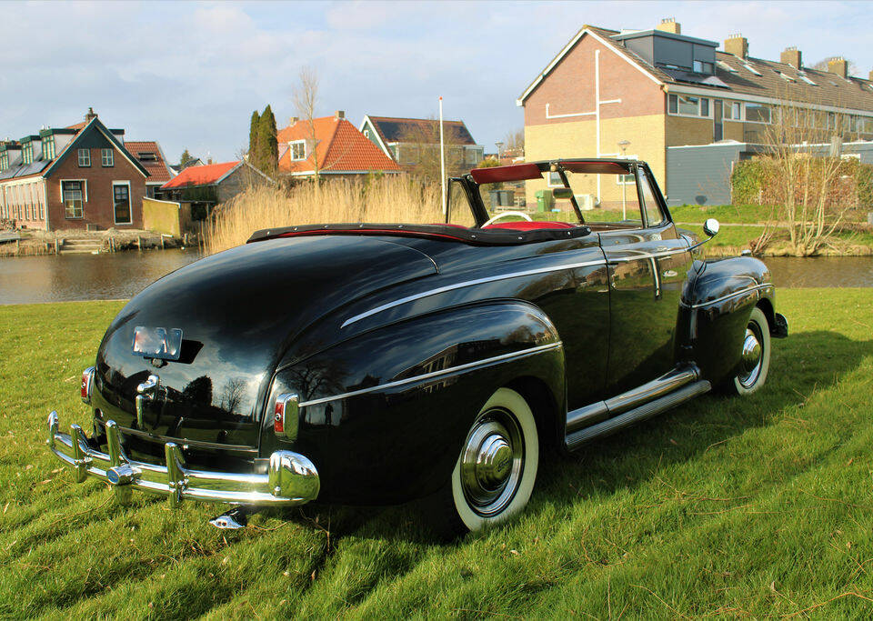 Bild 2/7 von Ford Super Deluxe (1941)